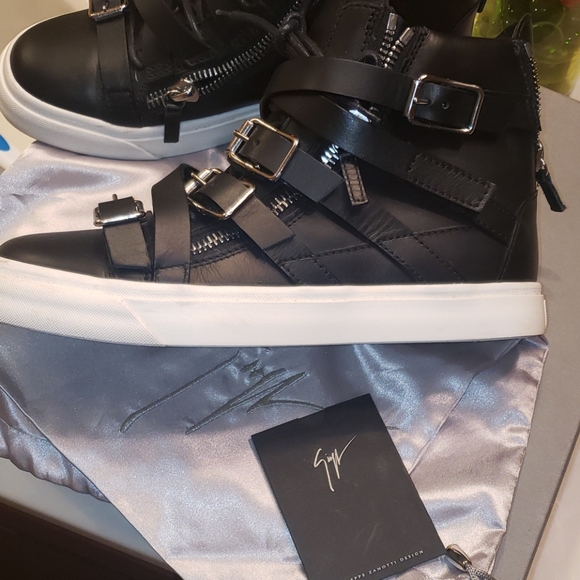 GIUSEPPE Zanotti real leather strappy high top SNEAKERS worn 1x  EU 39